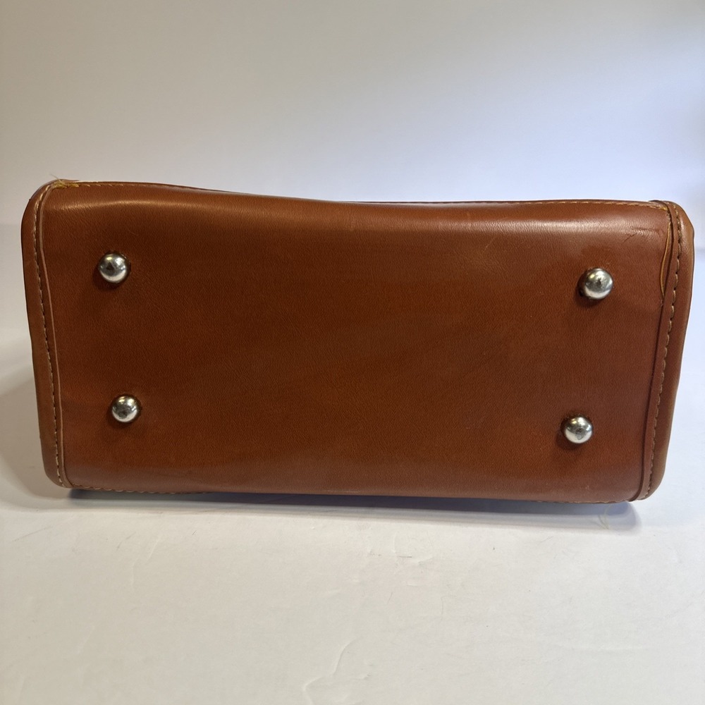 Vintage Dooney & Bourke Bone White/ Tan Leather Shoulder Bag No Strap - Picture 8 of 11